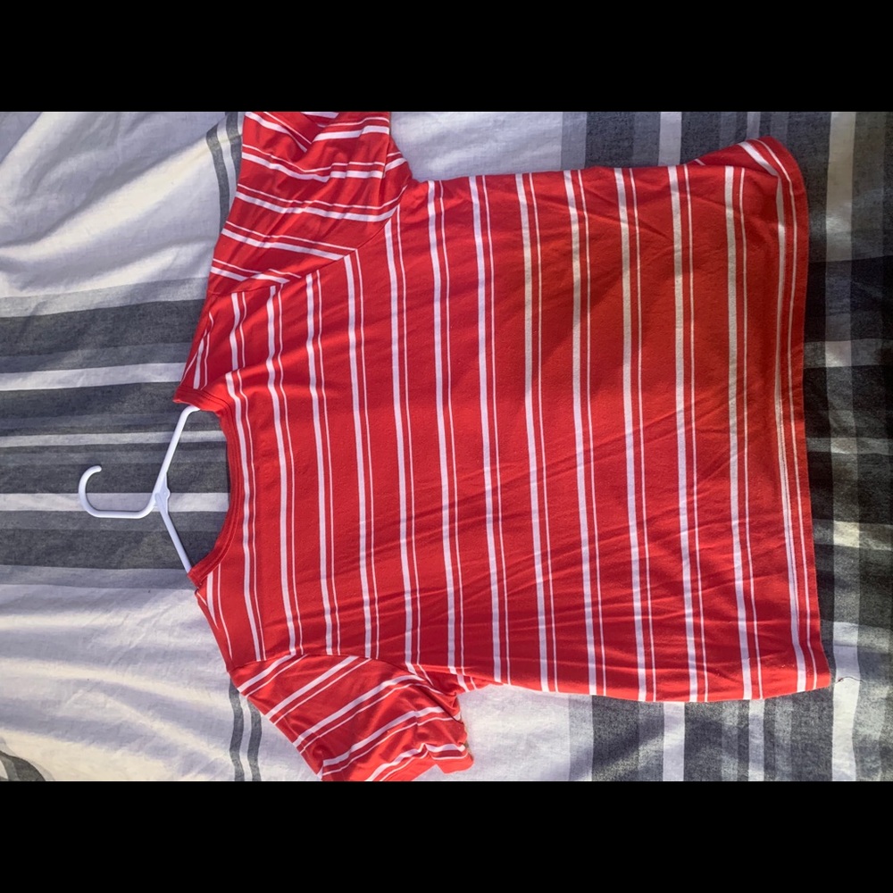 American Eagle stripped top